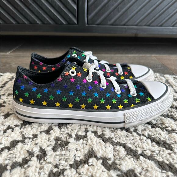 CONVERSE Chuck Taylor All Star Foil Star Print Girls Size 4 - Picture 1 of 9